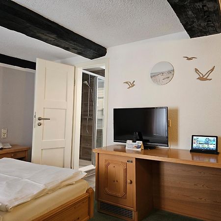 Hotel Am Markt & Brauhaus Stadtkrug Иккермюнде Экстерьер фото