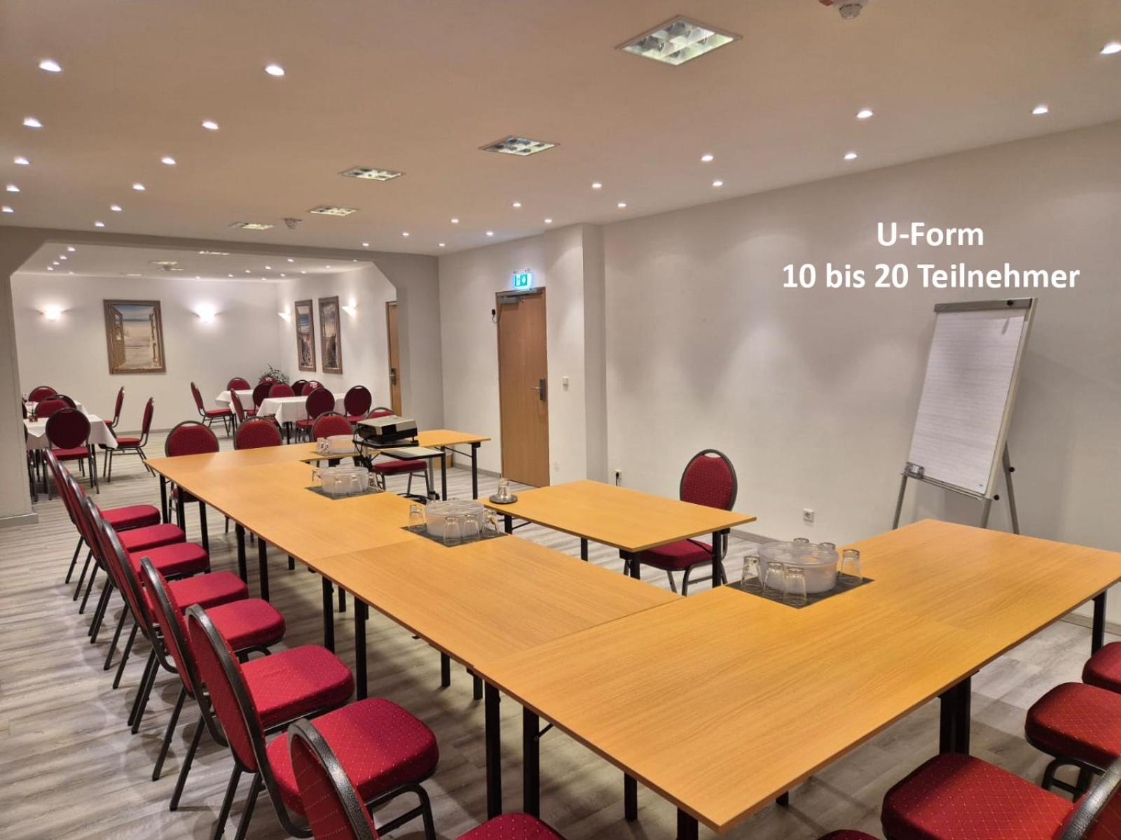Hotel Am Markt & Brauhaus Stadtkrug Иккермюнде Экстерьер фото