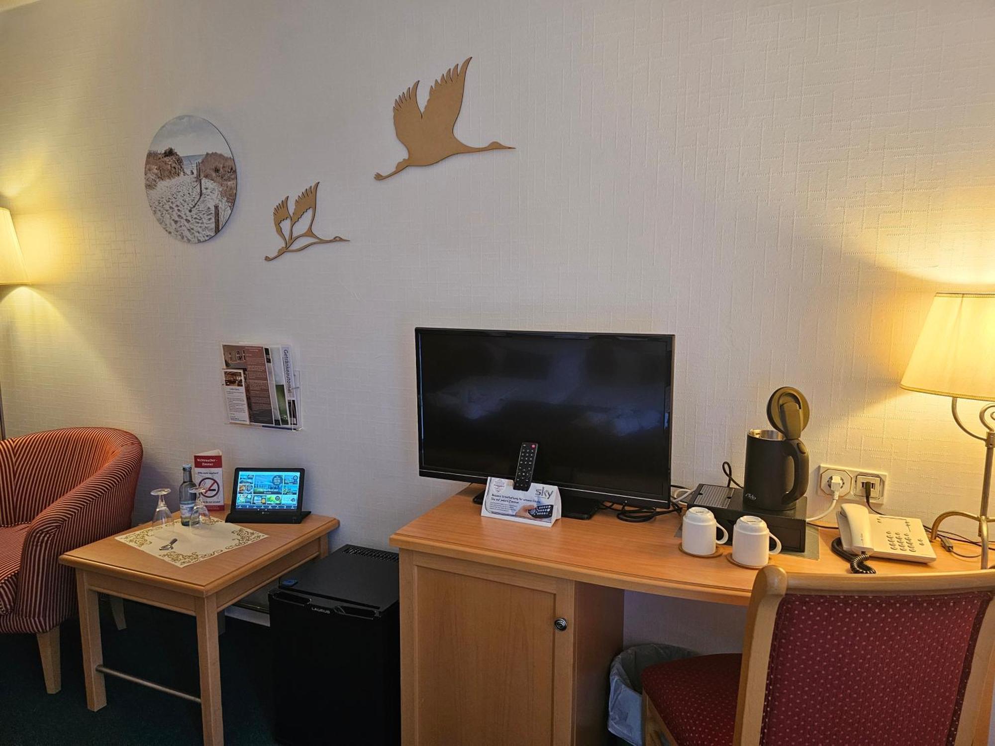 Hotel Am Markt & Brauhaus Stadtkrug Иккермюнде Экстерьер фото