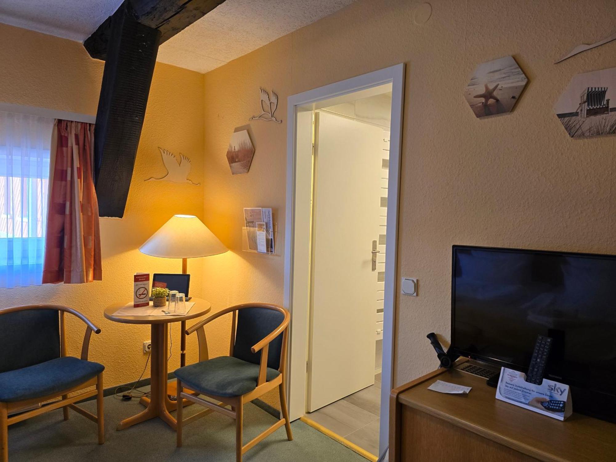 Hotel Am Markt & Brauhaus Stadtkrug Иккермюнде Экстерьер фото